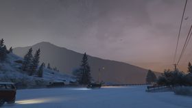 群山大雪道路汽车风景