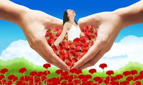 爱心草莓女人