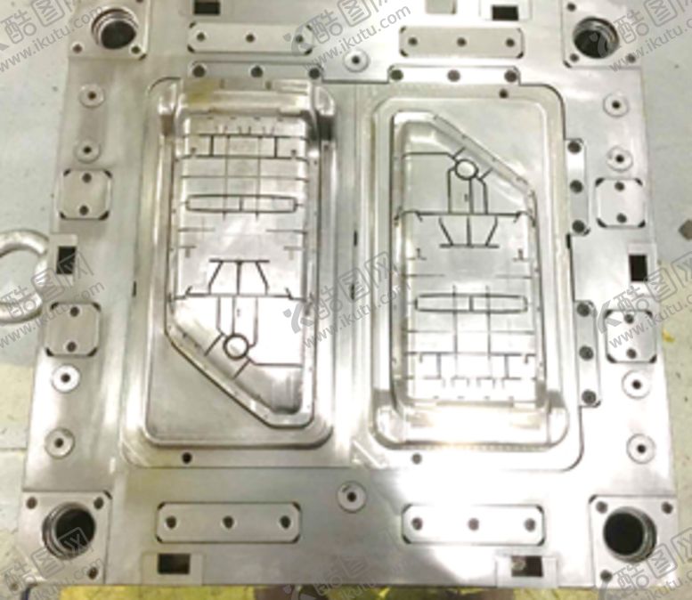 编号：10351709270436237406【酷图网】源文件下载-模具