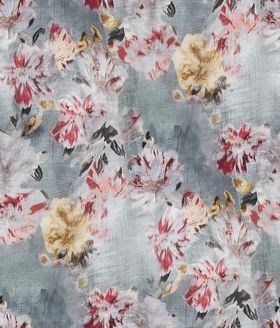 花卉图案布料色彩绚丽