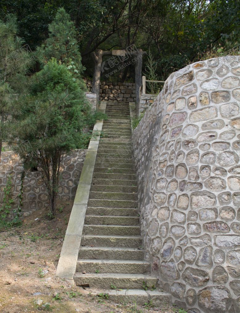 编号：48681109160702024433【酷图网】源文件下载-石头台阶