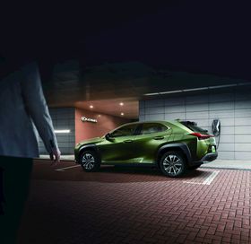 UX300e车型3