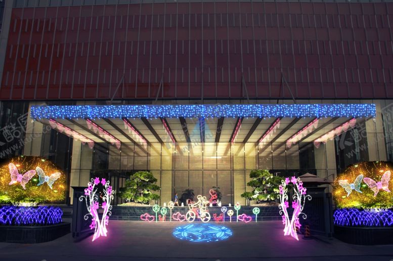 编号：22873009141724531565【酷图网】源文件下载-绚丽灯光装饰的建筑入口