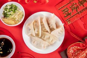 饺子传统美食
