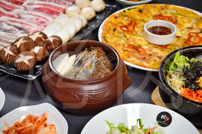 编号：18382506170924275915【酷图网】源文件下载-韩国烤肉美食传统美食餐饮