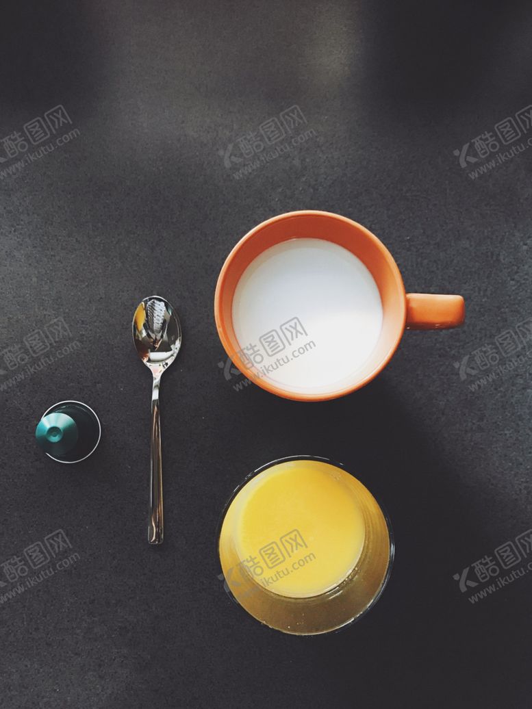 编号：47997907031426014872【酷图网】源文件下载-早餐牛奶