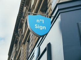 店招样机效果贴图服装标志模板