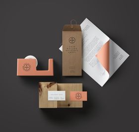 灰色背景时尚VIS品牌样机模板