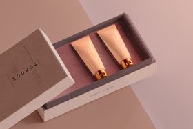 化妆品样机场景精油包装