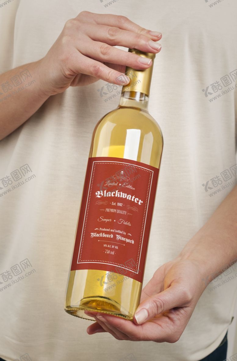 编号：15357410100425575956【酷图网】源文件下载-红酒葡萄酒瓶子包装效果图样机