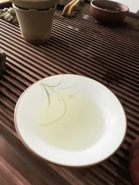 白茶茶汤