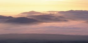 夕阳山下