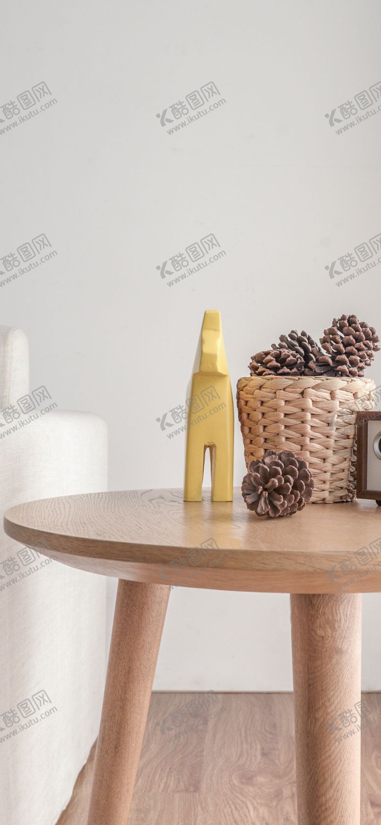 编号：88645709182336432933【酷图网】源文件下载-手机壁纸