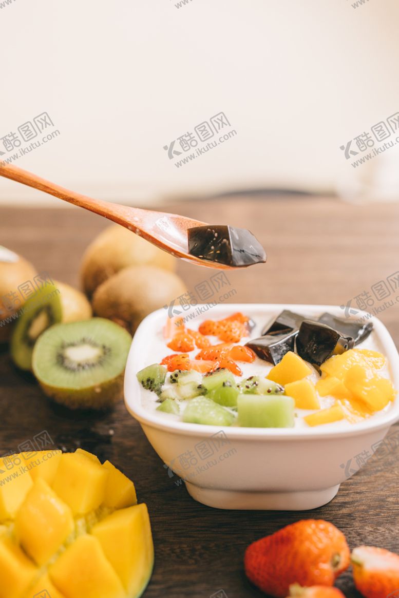 编号：31658409200026593698【酷图网】源文件下载-烧仙草水果捞