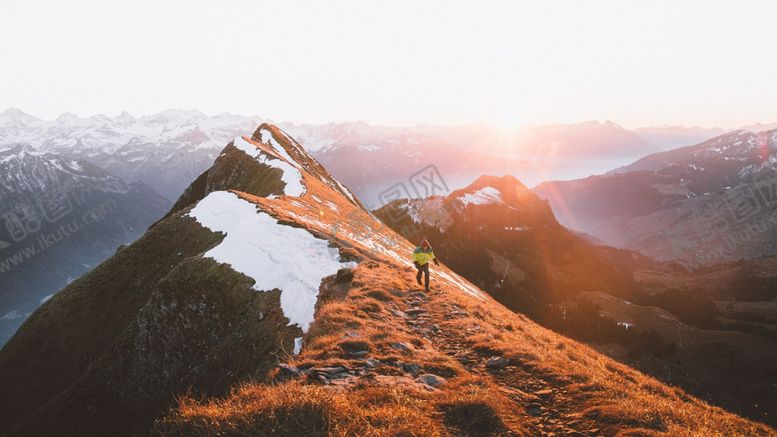 编号：40059802070348486740【酷图网】源文件下载-连绵的山峰