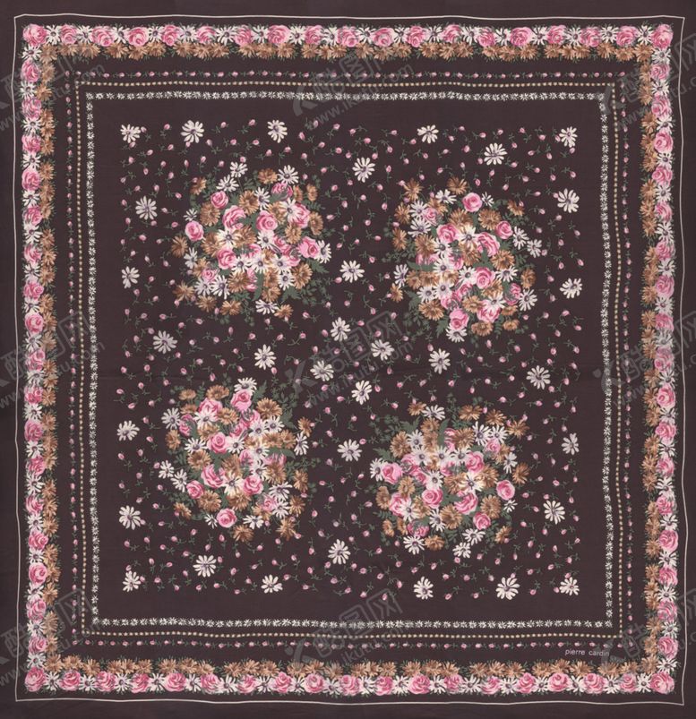 编号：29468109110046174402【酷图网】源文件下载-大牌方巾数码花朵印花