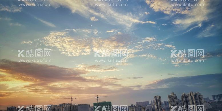 编号：18140412121521472631【酷图网】源文件下载-夕阳下的天空