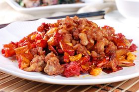 黄辣丁海报