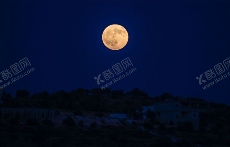 编号：13873810272010525824【酷图网】源文件下载-山顶的黄色月亮