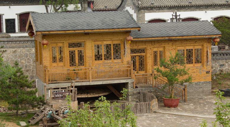 编号：89193909210119351405【酷图网】源文件下载-黄房子