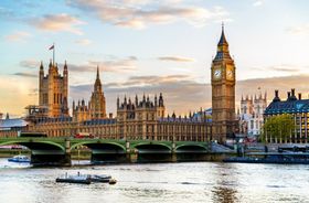 英国伦敦