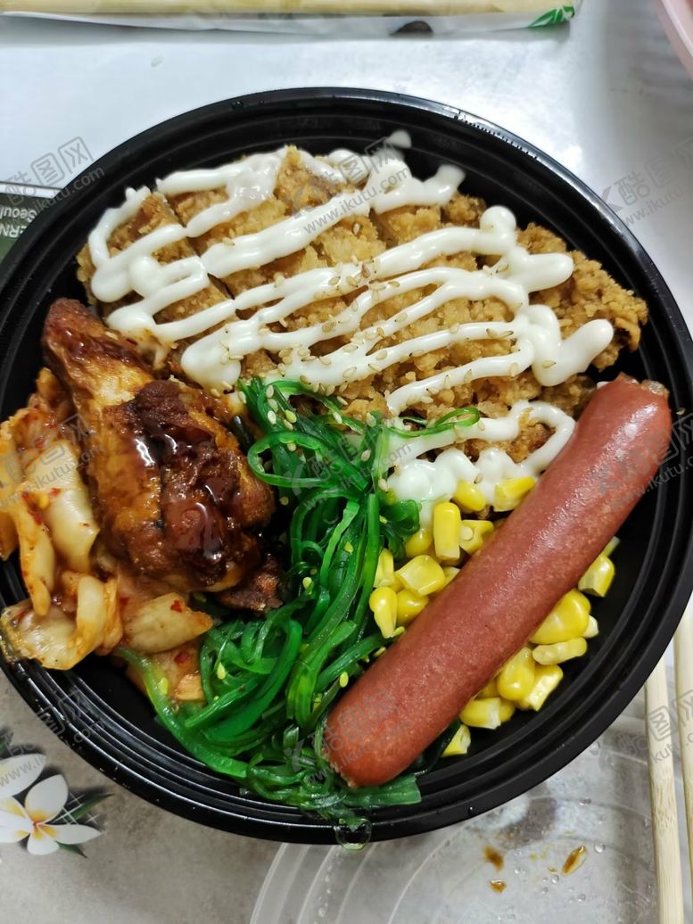 牛排饭丰盛新鲜好吃
