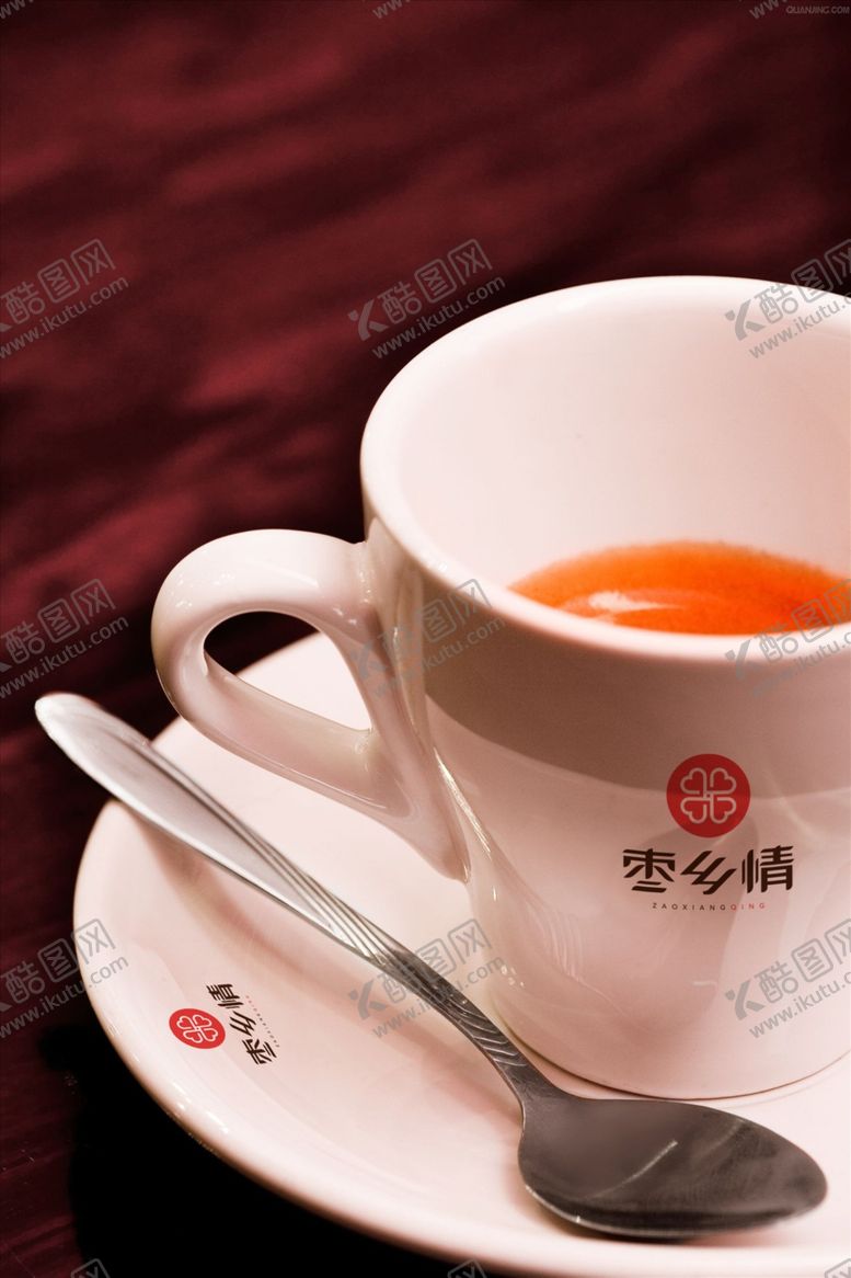 编号：31949910131805469716【酷图网】源文件下载-杯子样机