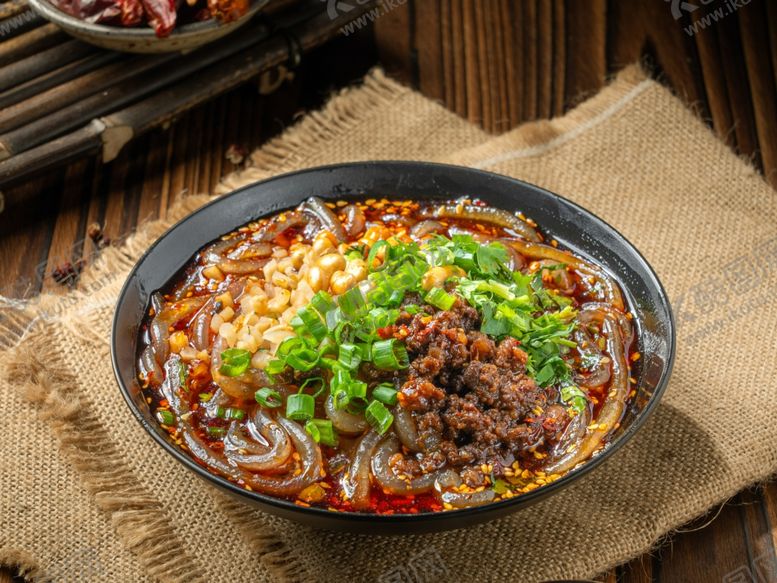 编号：87390611020220232699【酷图网】源文件下载-酸辣粉