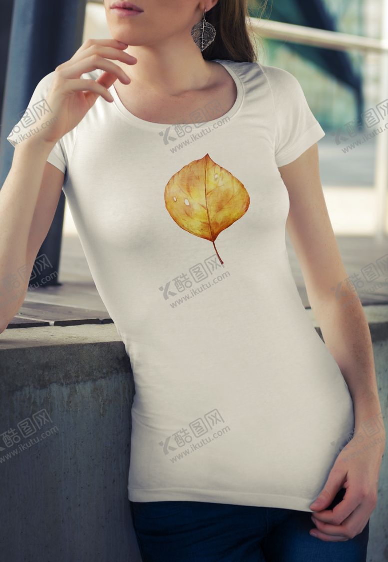 编号：88768006161516365555【酷图网】源文件下载-T恤样机