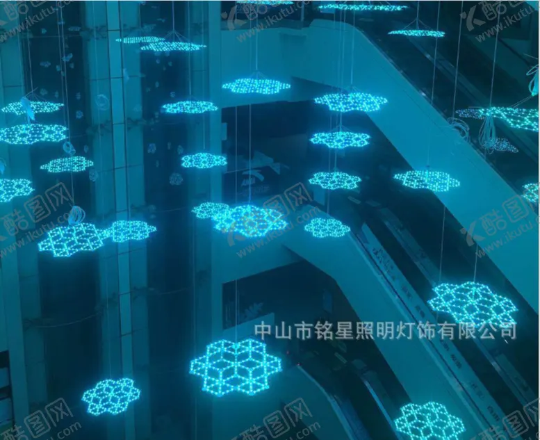 编号：41899010221927376703【酷图网】源文件下载-商场灯光美陈铭星工厂制造吊饰