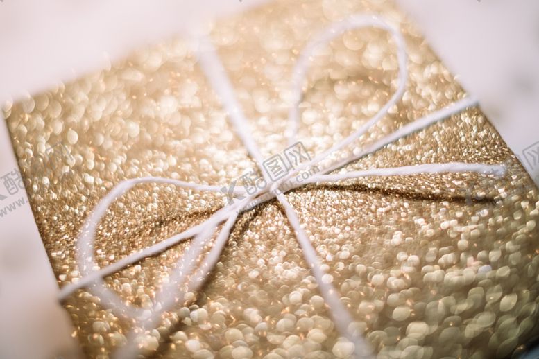 编号：65562209280234087164【酷图网】源文件下载-金色礼物盒