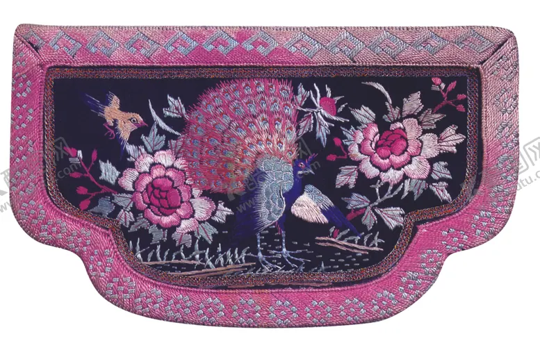 编号：36217206241839118926【酷图网】源文件下载-荷包香囊复古传统刺绣背景素材