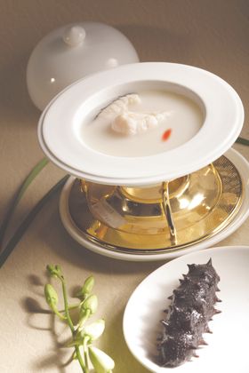 炖肥鱼炖清江鱼辽参