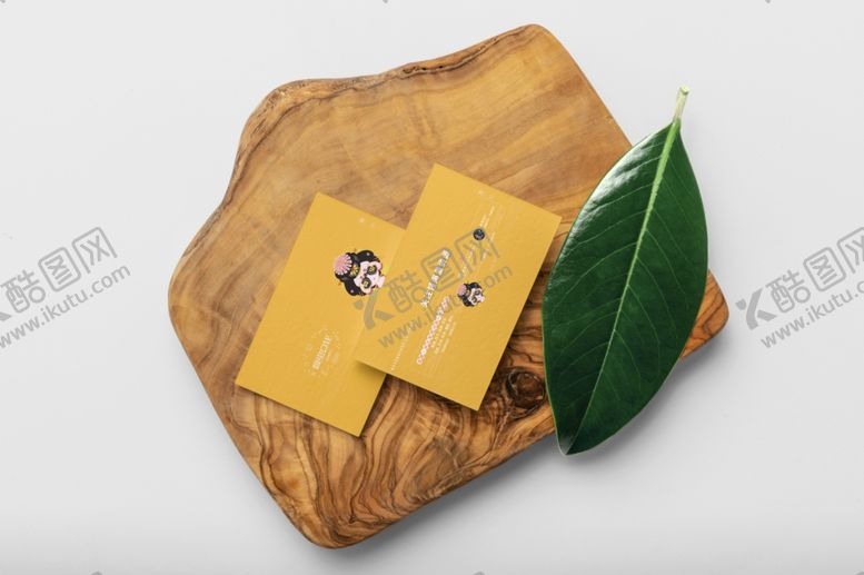 编号：94473410090048392153【酷图网】源文件下载-折页展示样机