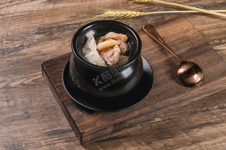 编号：01938209190729482761【酷图网】源文件下载-猪肚老鸭瓦罐汤
