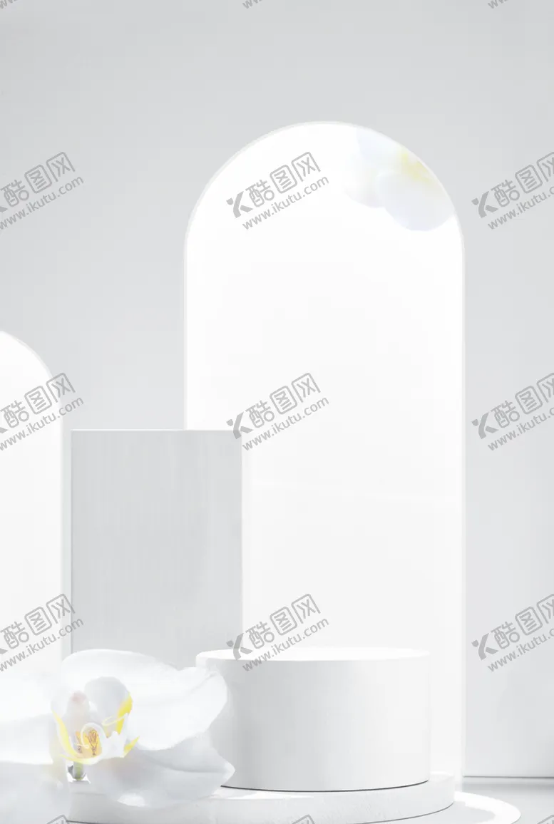 编号：46397209301149154098【酷图网】源文件下载-产品展示台