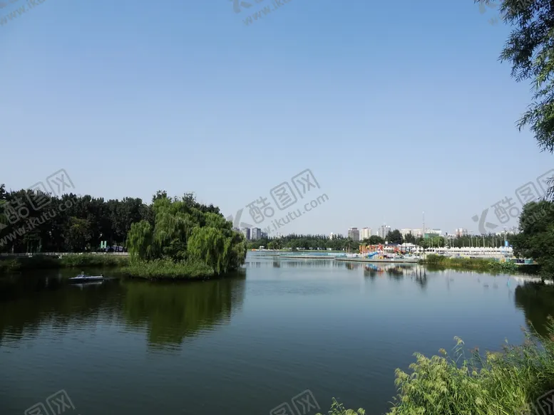 编号：48669209110827374619【酷图网】源文件下载-朝阳公园风光