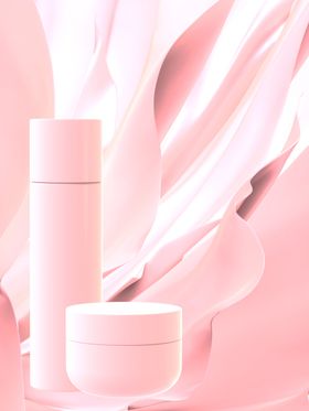 粉色化妆品广告