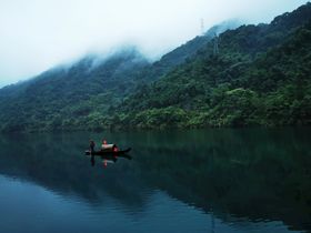 惠州市东江高级中学标志