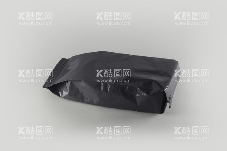 编号：73517312200608286416【酷图网】源文件下载-饮品食品包装袋样机