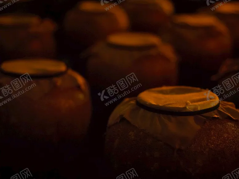 编号：01674209191626279754【酷图网】源文件下载-酒坛 