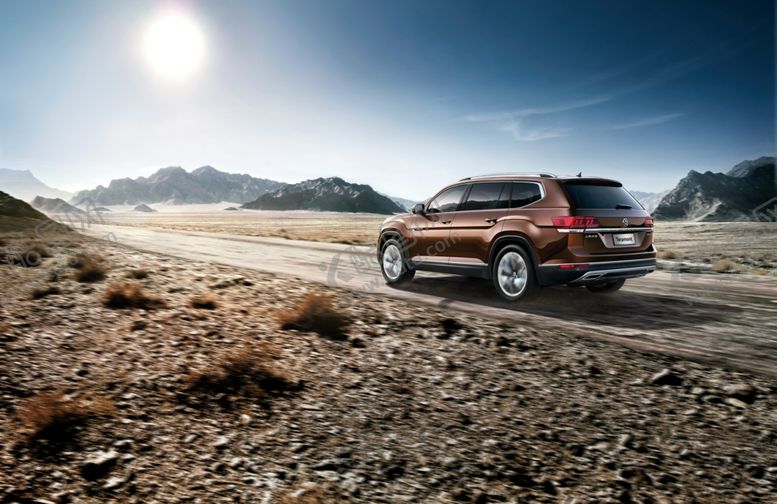 编号：83509210041338252711【酷图网】源文件下载-SUV海报品质汽车海报