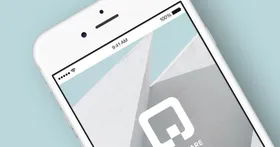 屏幕样机办公场景APP引导页网站效果图
