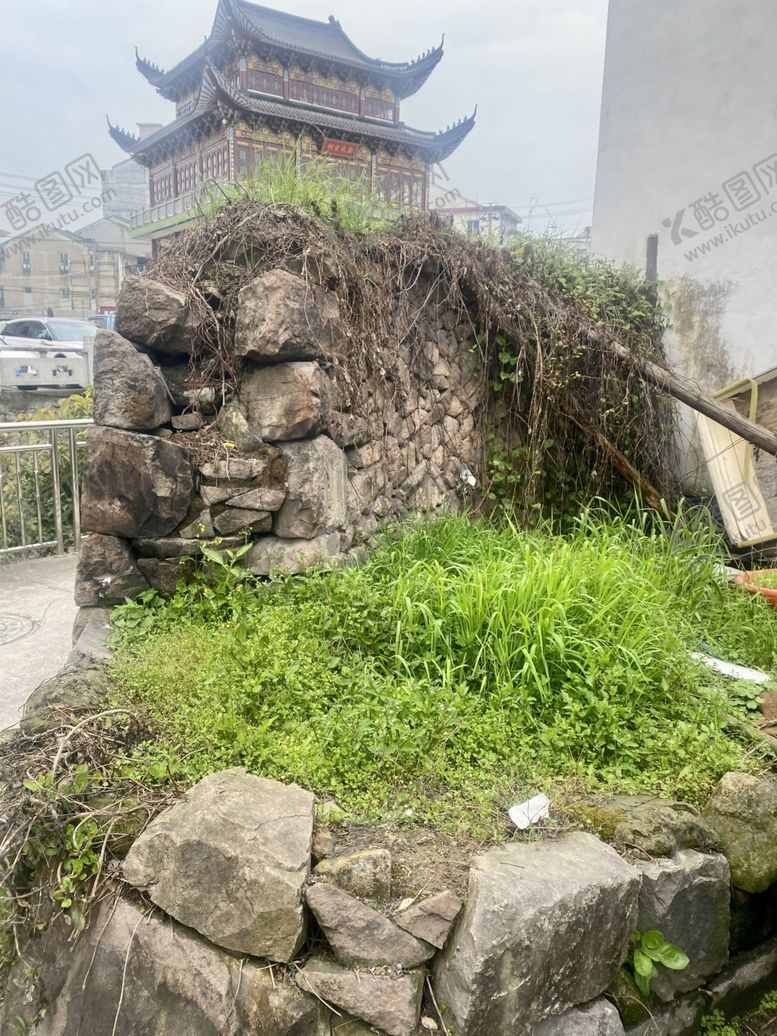 编号：65452412210031229138【酷图网】源文件下载-石头围墙