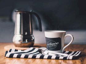咖啡VI样机高端杯广告设计