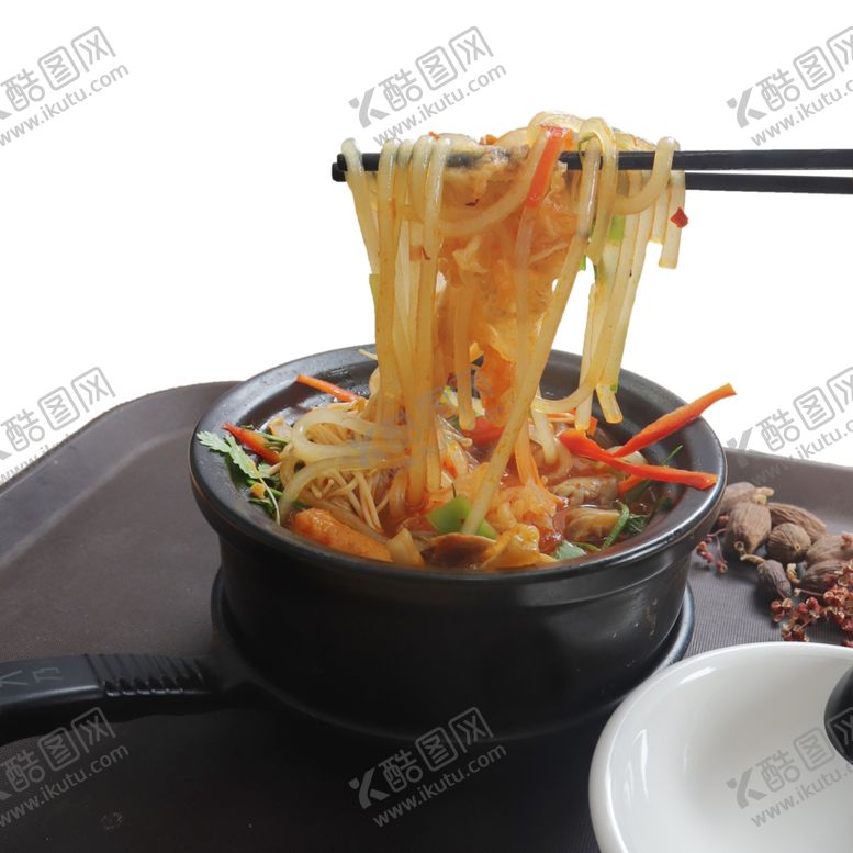 编号：97646905160058188126【酷图网】源文件下载-砂锅土豆粉