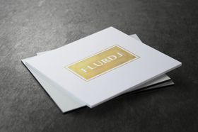 挂耳式电子3C设备包装盒样机