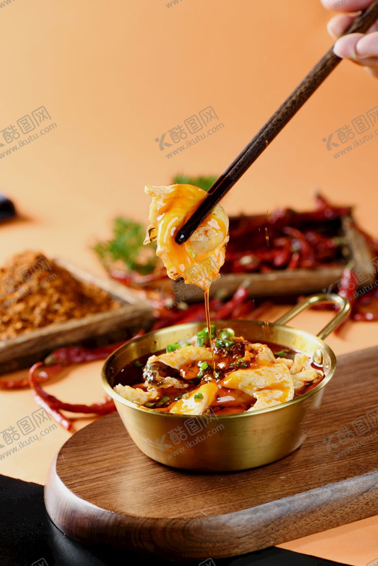 编号：56039409210533006512【酷图网】源文件下载-小碗菜 鱼片