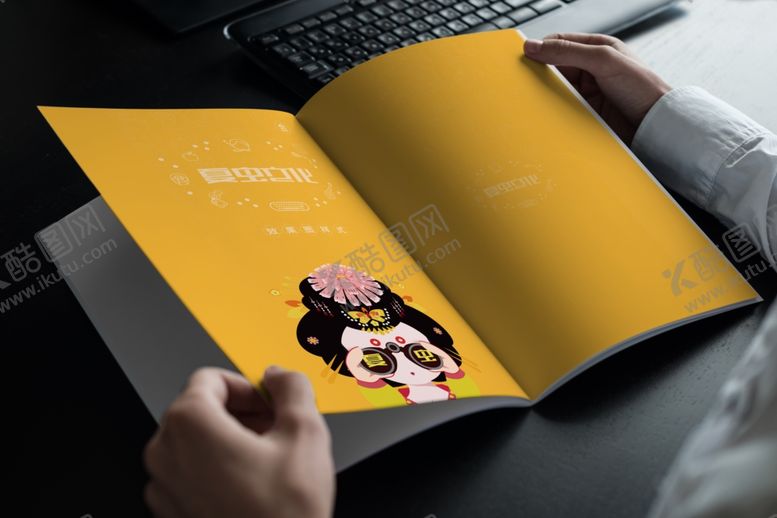 编号：65485609221607105399【酷图网】源文件下载-画册样机