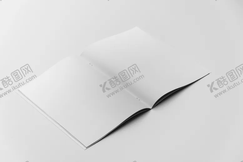 编号：73182410090654227613【酷图网】源文件下载-书册翻开的场景样机展示模板